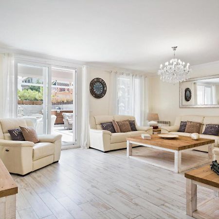 Sitges Spaces Mediterranean Apartments 5 Bedrooms, 4 Bathrooms, 75M2 Terrace, Centre Sitges- Sleeps 11 Esterno foto